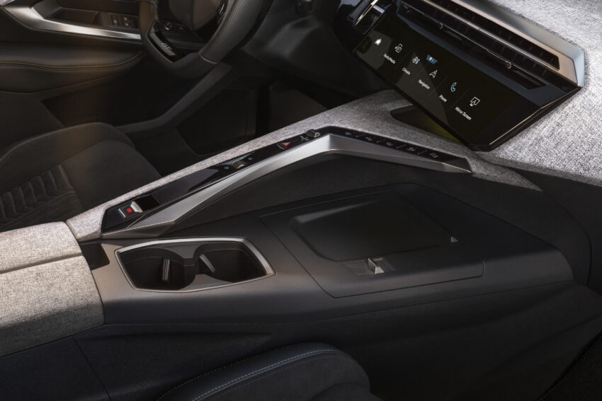 Peugeot e-5008 全球首发, 有纯电动或Hybrid油电版, 纯电版续航里程可达660公里, 30分钟可从20%充电至80% 252123