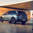 Peugeot e-5008 全球首发, 有纯电动或Hybrid油电版, 纯电版续航里程可达660公里, 30分钟可从20%充电至80%