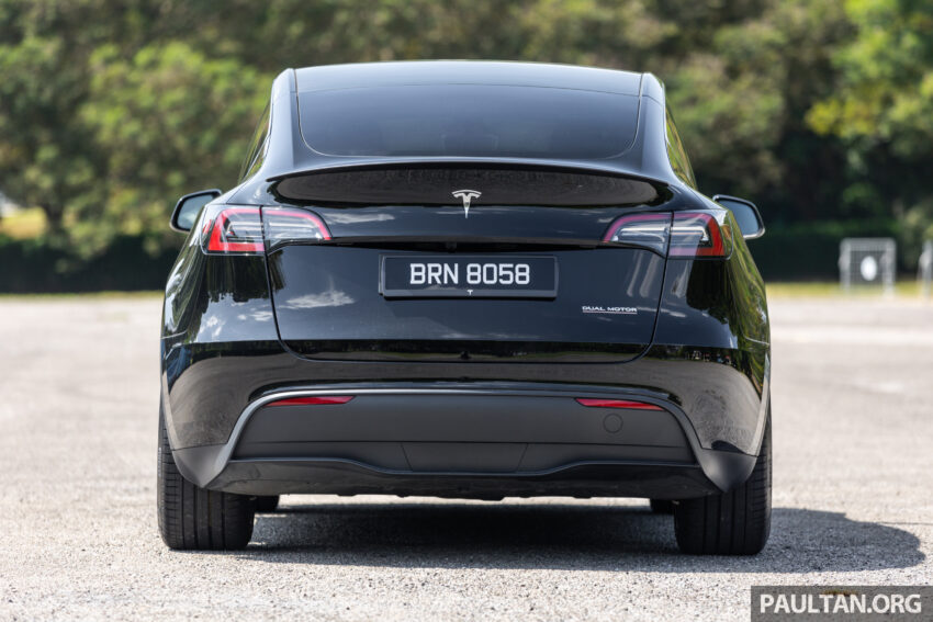 大马版 Tesla Model Y 获 HW4 小升级版！搭载最新摄像镜头、隔音双层玻璃车窗、隐私玻璃天窗，取消后行李箱盖 251042