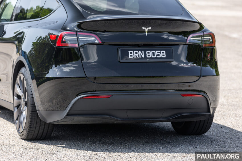 大马版 Tesla Model Y 获 HW4 小升级版！搭载最新摄像镜头、隔音双层玻璃车窗、隐私玻璃天窗，取消后行李箱盖 251056