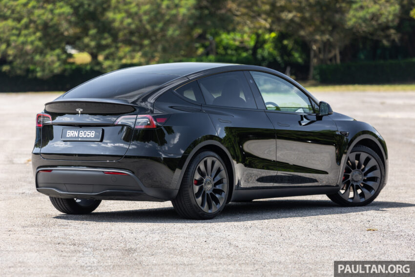 大马版 Tesla Model Y 获 HW4 小升级版！搭载最新摄像镜头、隔音双层玻璃车窗、隐私玻璃天窗，取消后行李箱盖 251033