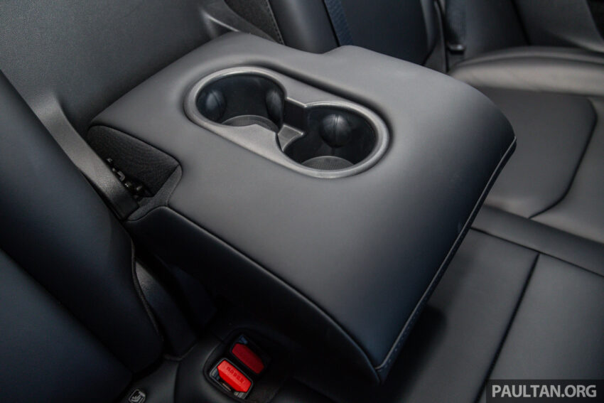 大马版 Tesla Model Y 获 HW4 小升级版！搭载最新摄像镜头、隔音双层玻璃车窗、隐私玻璃天窗，取消后行李箱盖 251139