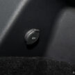 大马版 Tesla Model Y 获 HW4 小升级版！搭载最新摄像镜头、隔音双层玻璃车窗、隐私玻璃天窗，取消后行李箱盖