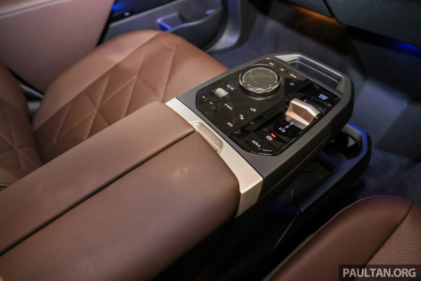 2024 BMW iX xDrive50 Sport 新车实拍！取消镭射头灯、全景式玻璃天窗；充电效能提升，便宜6.2万售RM465k起 249771