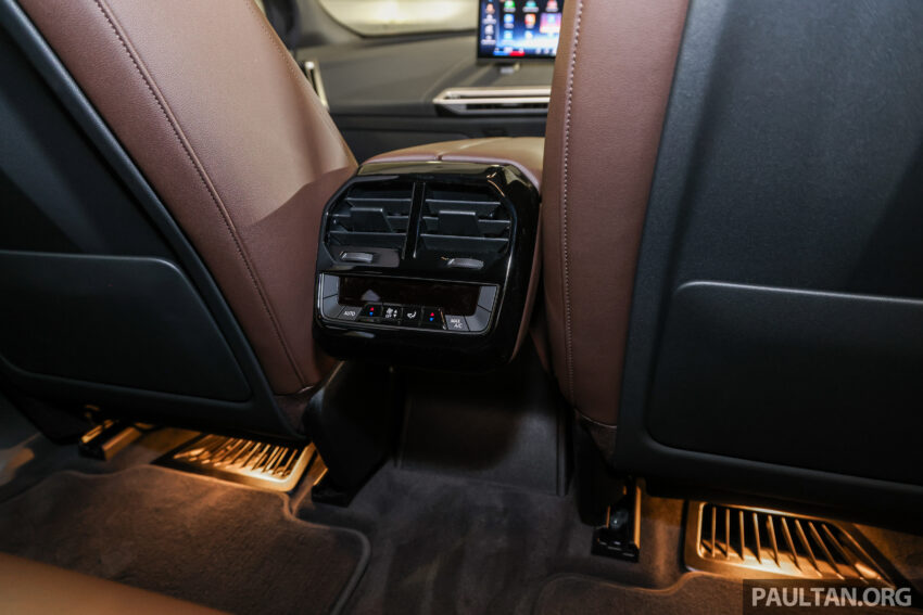 2024 BMW iX xDrive50 Sport 新车实拍！取消镭射头灯、全景式玻璃天窗；充电效能提升，便宜6.2万售RM465k起 249792
