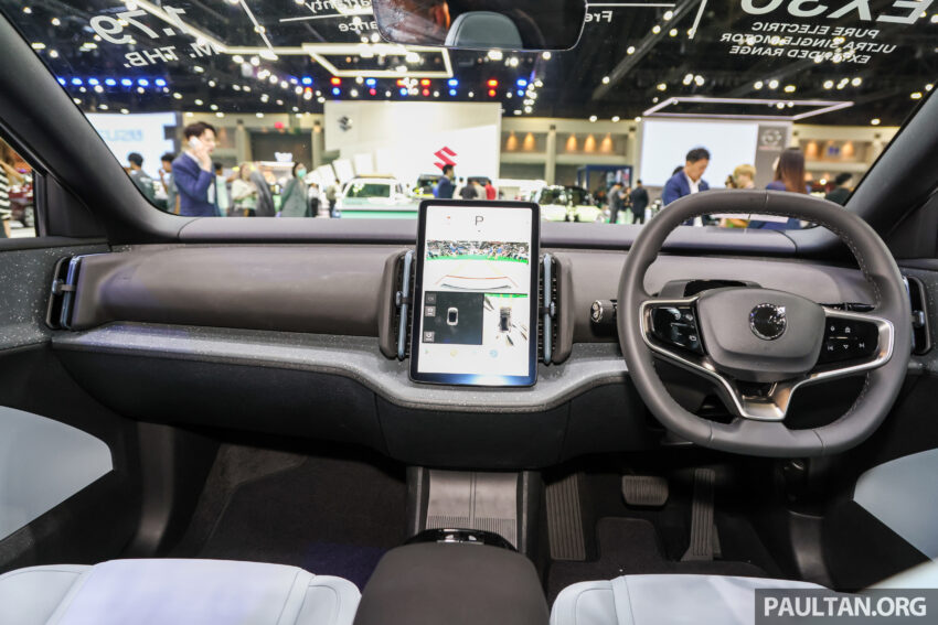 Volvo EX30 EV 亮相曼谷车展, 分标准与性能三个版本, 最快3.6秒破百, 续航里程最长480公里, 原厂确认即将引进大马 252518