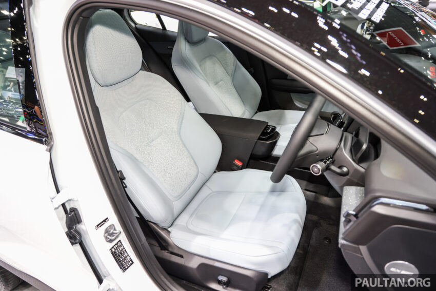 Volvo EX30 EV 亮相曼谷车展, 分标准与性能三个版本, 最快3.6秒破百, 续航里程最长480公里, 原厂确认即将引进大马 252521