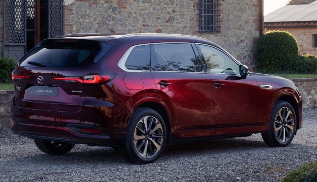 Mazda CX-80 全球首发, 定位高端七人座SUV, 大排量引擎