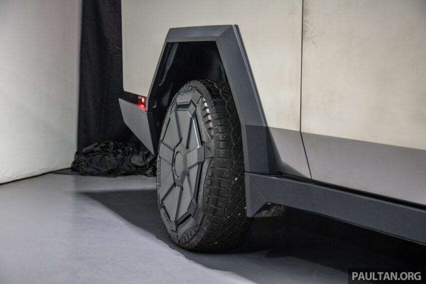 Tesla Cybertruck 本地首秀！5月本地展厅登场，暂不开卖 254442