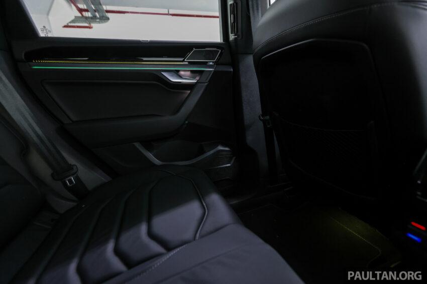 新车实拍: 2024 Volkswagen Touareg R-Line, 要价47.2万 255178