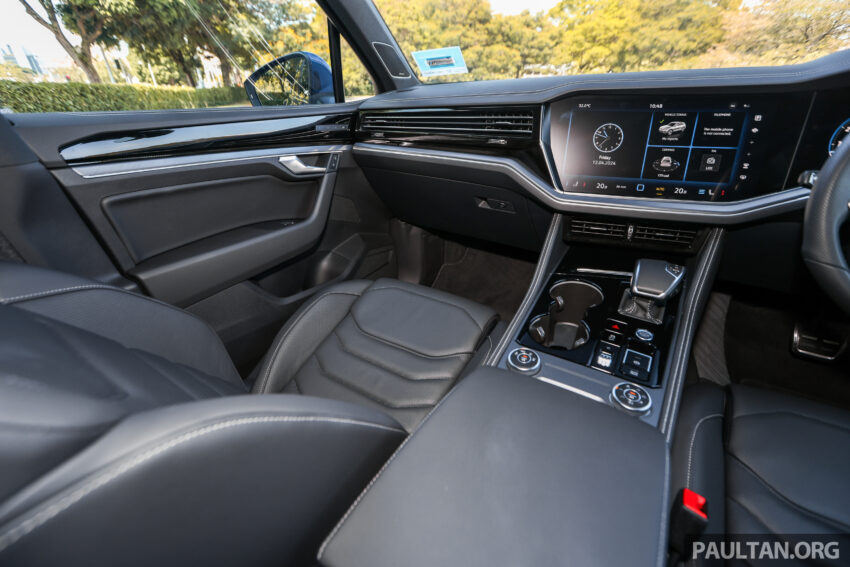 新车实拍: 2024 Volkswagen Touareg R-Line, 要价47.2万 255138