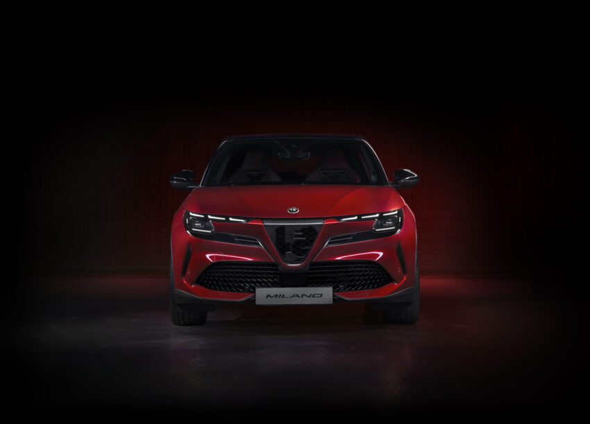 Alfa Romeo Milano 全球首发, 品牌最小跨界SUV, 有纯电动与微型油电版本可选, 纯电版本续航里程可达410公里 254925