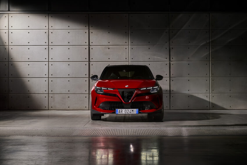 Alfa Romeo Milano 全球首发, 品牌最小跨界SUV, 有纯电动与微型油电版本可选, 纯电版本续航里程可达410公里 254928