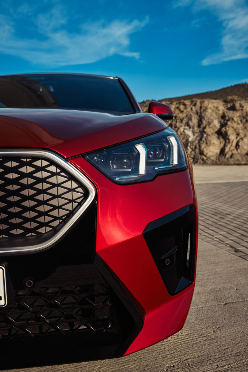 2024 BMW iX2 xDrive30 EV即将来马, 轿跑型纯电SUV开放订购, 5.6秒破百, 续航里程449公里, 售价从28.3万起 253754
