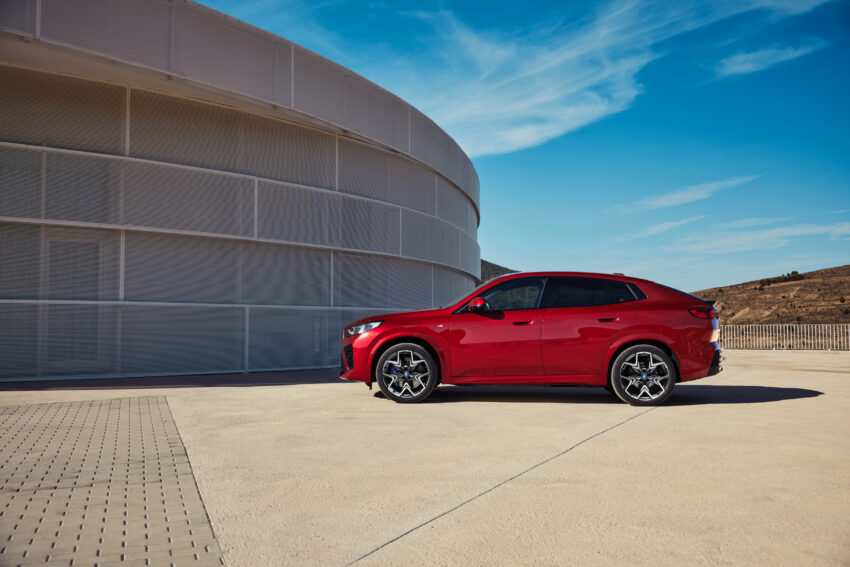 2024 BMW iX2 xDrive30 EV即将来马, 轿跑型纯电SUV开放订购, 5.6秒破百, 续航里程449公里, 售价从28.3万起 253766