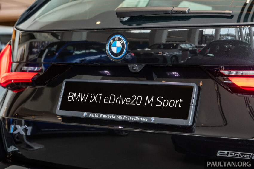 新车实拍: BMW iX1 eDrive20 M Sport 纯电SUV, 从25万起 257241