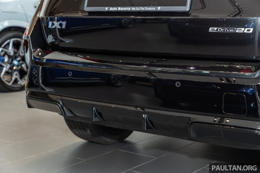 新车实拍: BMW iX1 eDrive20 M Sport 纯电SUV, 从25万起 257242