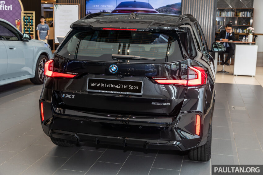新车实拍: BMW iX1 eDrive20 M Sport 纯电SUV, 从25万起 257231