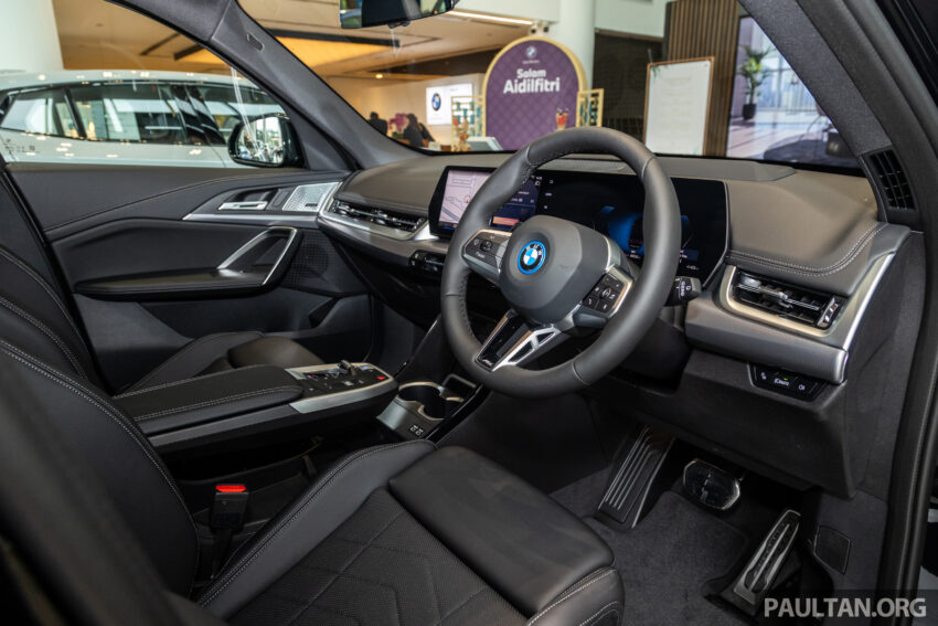 新车实拍: BMW iX1 eDrive20 M Sport 纯电SUV, 从25万起 257249