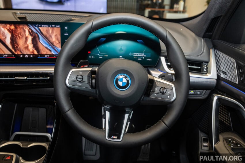 新车实拍: BMW iX1 eDrive20 M Sport 纯电SUV, 从25万起 257251