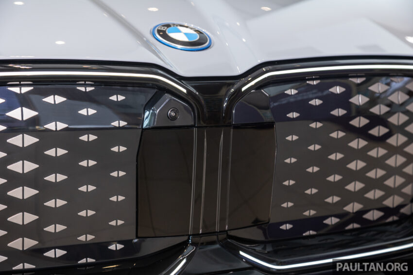 2024 BMW iX2 xDrive30 M Sport 陈列室实拍, 从28.3万起 257363