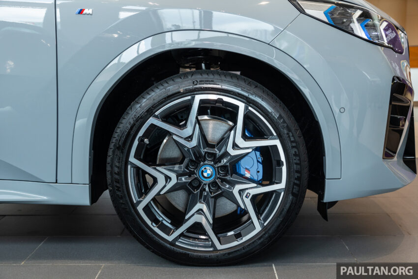 2024 BMW iX2 xDrive30 M Sport 陈列室实拍, 从28.3万起 257370