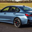 2024 BMW 3系列小改动, 新设计方向盘与新轮圈, 330e PHEV版本搭载更大容量电池, 纯电续航里程如今达101公里