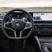 2024 BMW 3系列小改动, 新设计方向盘与新轮圈, 330e PHEV版本搭载更大容量电池, 纯电续航里程如今达101公里