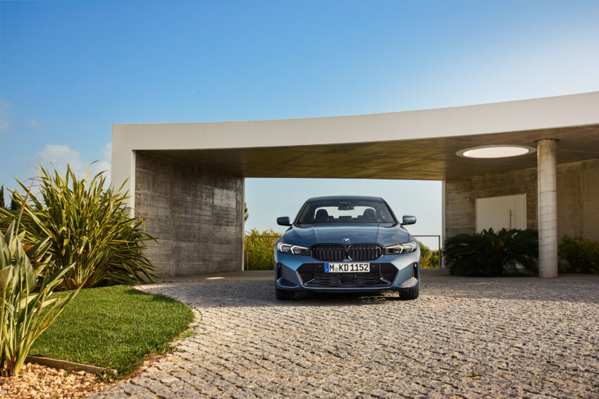 2024 BMW 3系列小改动, 新设计方向盘与新轮圈, 330e PHEV版本搭载更大容量电池, 纯电续航里程如今达101公里 260479