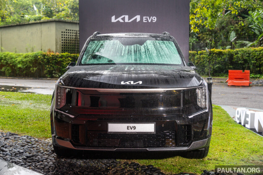 Kia EV9 纯电六/七人座SUV来马, 续航里程505公里, 5.3秒破百, 极速200km/h, 24分钟充电至80%, 售价从37万起 257210
