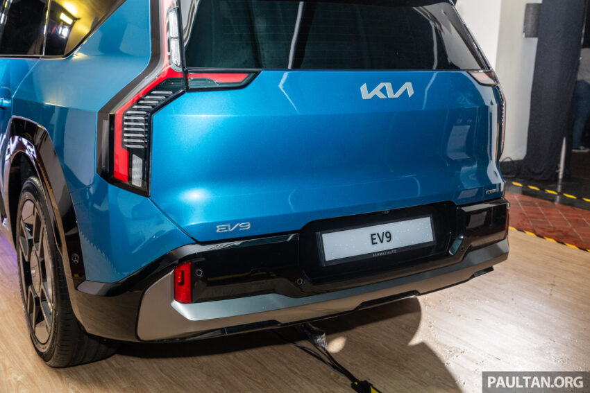 Kia EV9 纯电六/七人座SUV来马, 续航里程505公里, 5.3秒破百, 极速200km/h, 24分钟充电至80%, 售价从37万起 257133