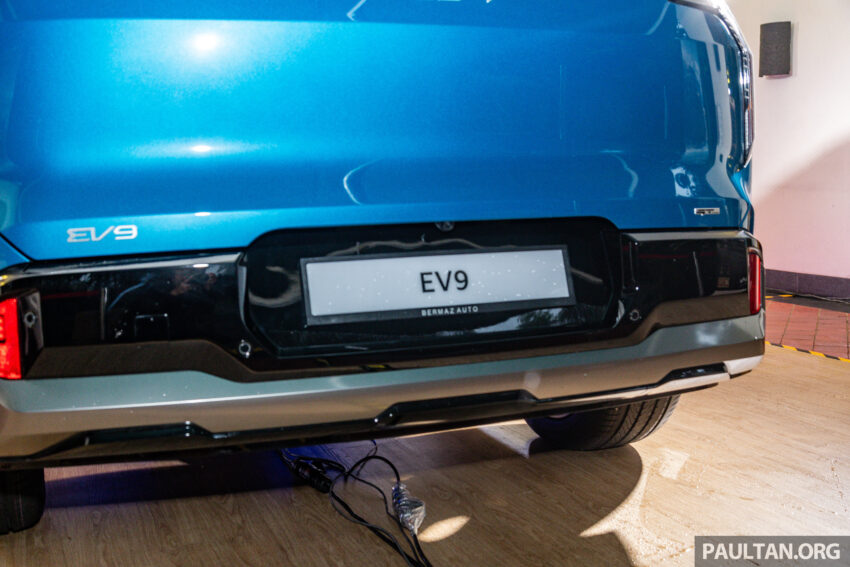 Kia EV9 纯电六/七人座SUV来马, 续航里程505公里, 5.3秒破百, 极速200km/h, 24分钟充电至80%, 售价从37万起 257137