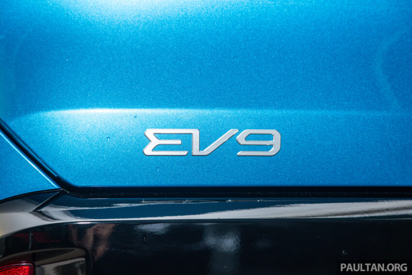 Kia EV9 纯电六/七人座SUV来马, 续航里程505公里, 5.3秒破百, 极速200km/h, 24分钟充电至80%, 售价从37万起 257140