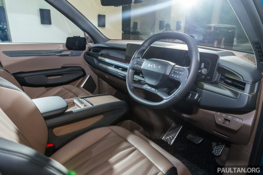 Kia EV9 纯电六/七人座SUV来马, 续航里程505公里, 5.3秒破百, 极速200km/h, 24分钟充电至80%, 售价从37万起 257145