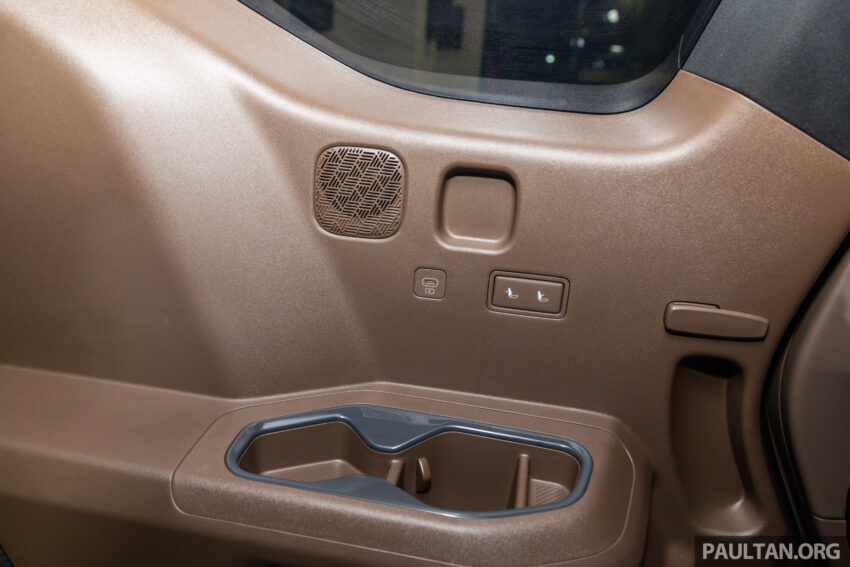 Kia EV9 纯电六/七人座SUV来马, 续航里程505公里, 5.3秒破百, 极速200km/h, 24分钟充电至80%, 售价从37万起 257195