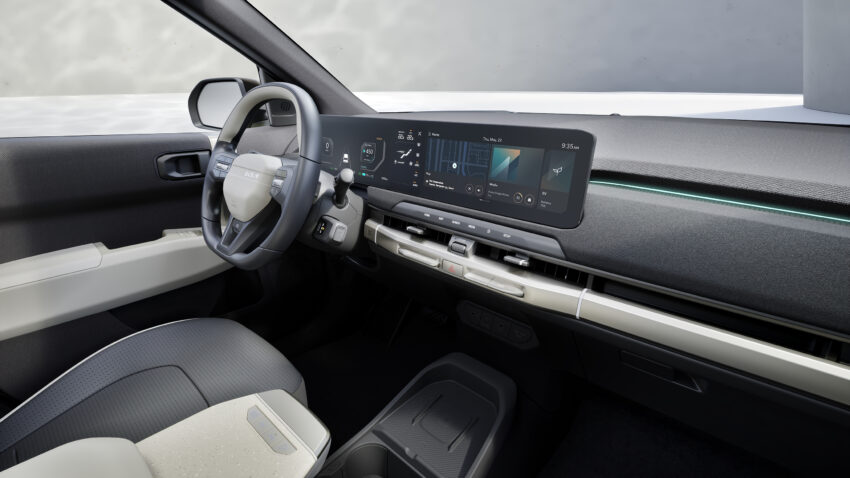 Kia EV3 全球首发, 品牌入门纯电跨界SUV, 7.5秒破百, 续航里程达600公里, 31分钟充电至80%, 今年7月韩国本土上市 260204