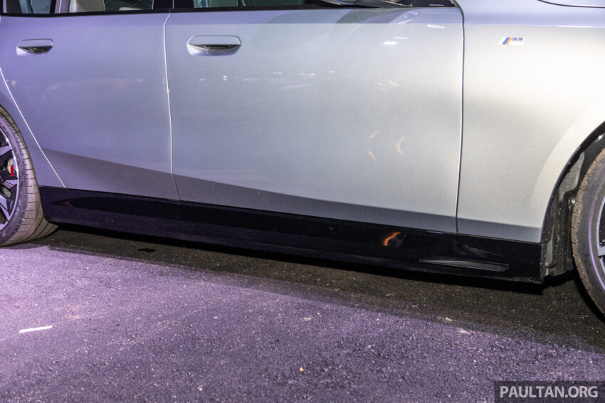 BMW i5 M60 xDrive 高性能纯电动四门房车来马, 3.8秒破百, 极速230km/h, 续航里程516公里, 开放接单价48万令吉 259338
