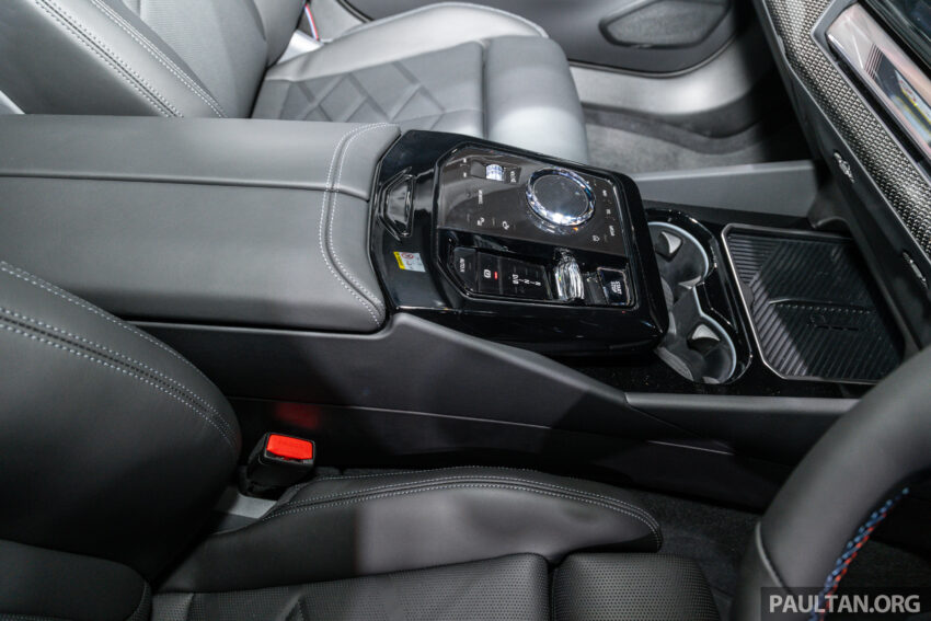 BMW i5 M60 xDrive 高性能纯电动四门房车来马, 3.8秒破百, 极速230km/h, 续航里程516公里, 开放接单价48万令吉 259505