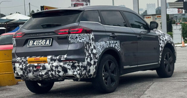 2024 Proton X70 小改款无伪装曝光, 正在拍摄商业广告