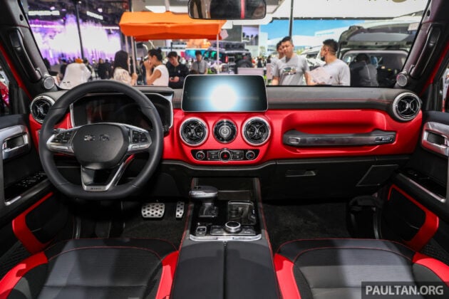 北汽 BAIC X55 II 与 BJ40 Plus 北京车展实拍, 确认将来马