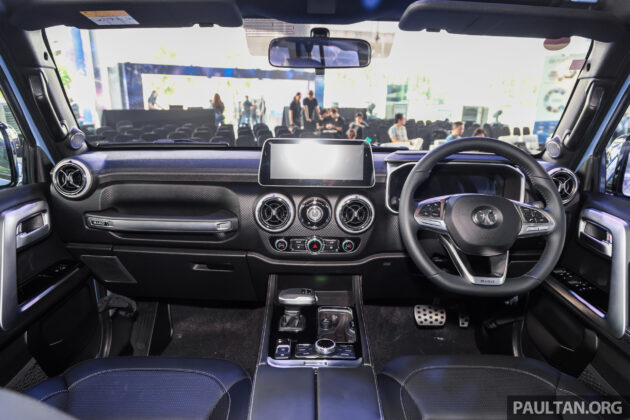 北汽 BAIC BJ40 Plus 硬派越野SUV本地上市, 2.0T四缸涡轮引擎+8AT变速箱+4WD四驱系统,  预估价18万至20万之间