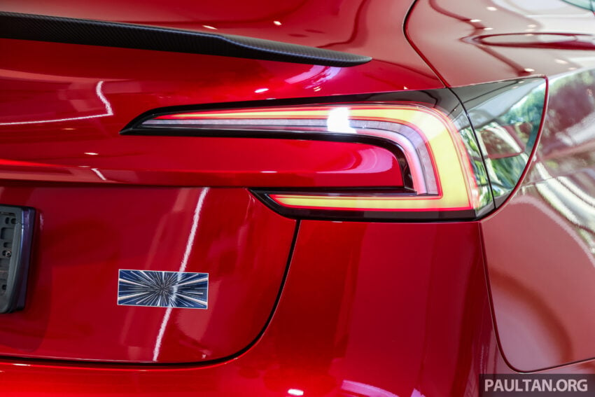 2024 Tesla Model 3 Performance 性能版本地陈列室实拍, 3.1秒破百, 极速261km/h, 续航里程528公里, 售价24.2万起 257965