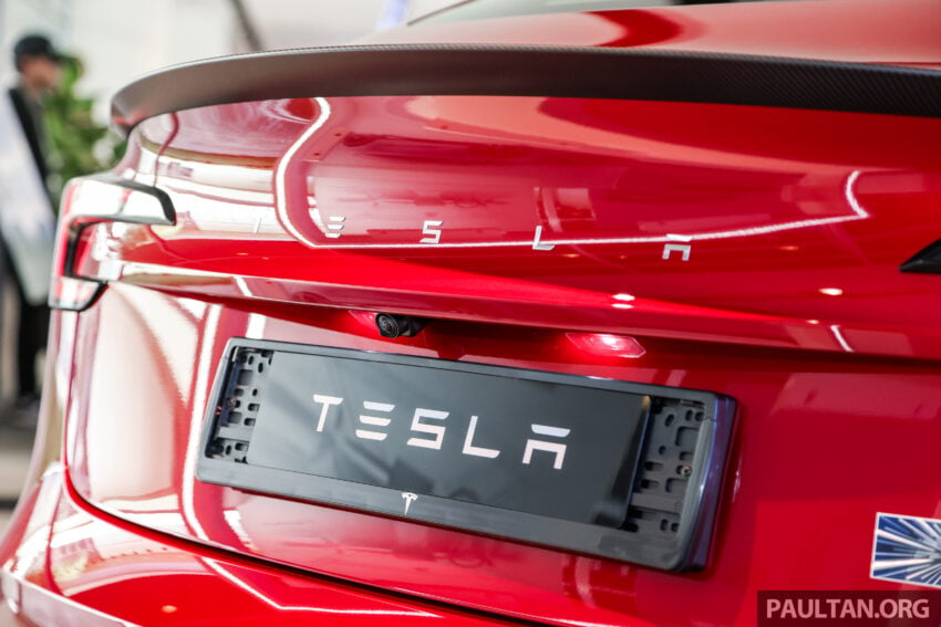 2024 Tesla Model 3 Performance 性能版本地陈列室实拍, 3.1秒破百, 极速261km/h, 续航里程528公里, 售价24.2万起 257967