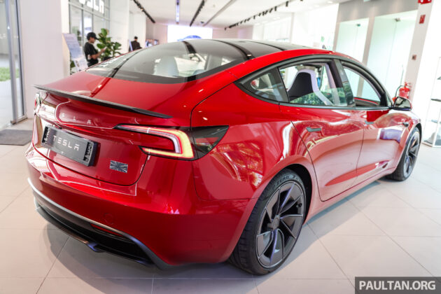 2024 Tesla Model 3 Performance 性能版本地陈列室实拍, 3.1秒破百, 极速261km/h, 续航里程528公里, 售价24.2万起