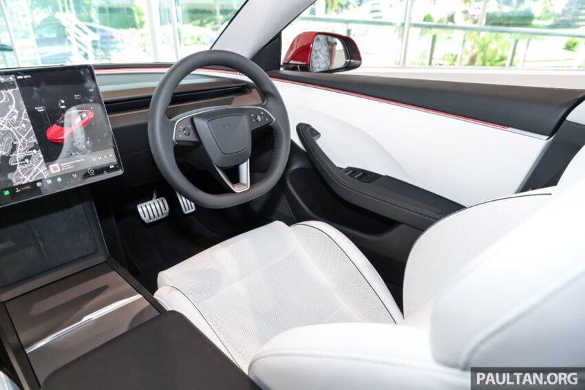 2024 Tesla Model 3 Performance 性能版本地陈列室实拍, 3.1秒破百, 极速261km/h, 续航里程528公里, 售价24.2万起 257999