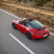 992 Porsche 911 小改款全球首发, 首次提供Hybrid油电版本, 综合动力541PS/610Nm, 只需3秒破百, 极速312km/h