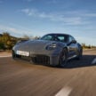 992 Porsche 911 小改款全球首发, 首次提供Hybrid油电版本, 综合动力541PS/610Nm, 只需3秒破百, 极速312km/h