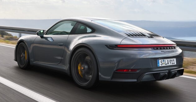 992 Porsche 911 小改款全球首发, 首次提供Hybrid油电版本, 综合动力541PS/610Nm, 只需3秒破百, 极速312km/h