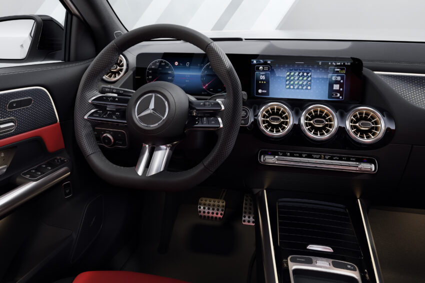 原厂社媒发预告, 小改款 Mercedes-Benz GLB 系列将来马 260466