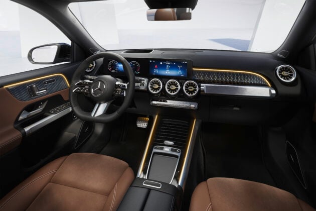 原厂社媒发预告, 小改款 Mercedes-Benz GLB 系列将来马